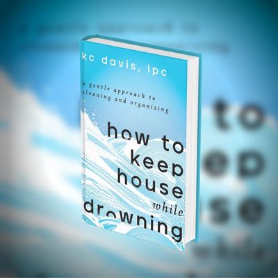 How to Keep House While Drowning PDF